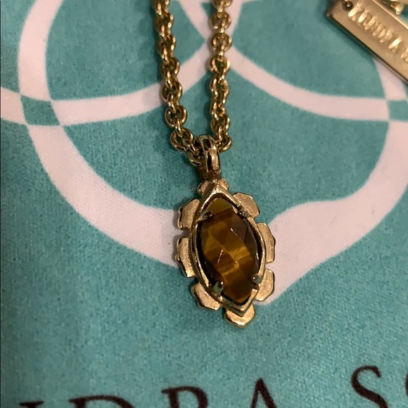 Rare Kendra Scott | Gold Necklace - Picture 2 of 5